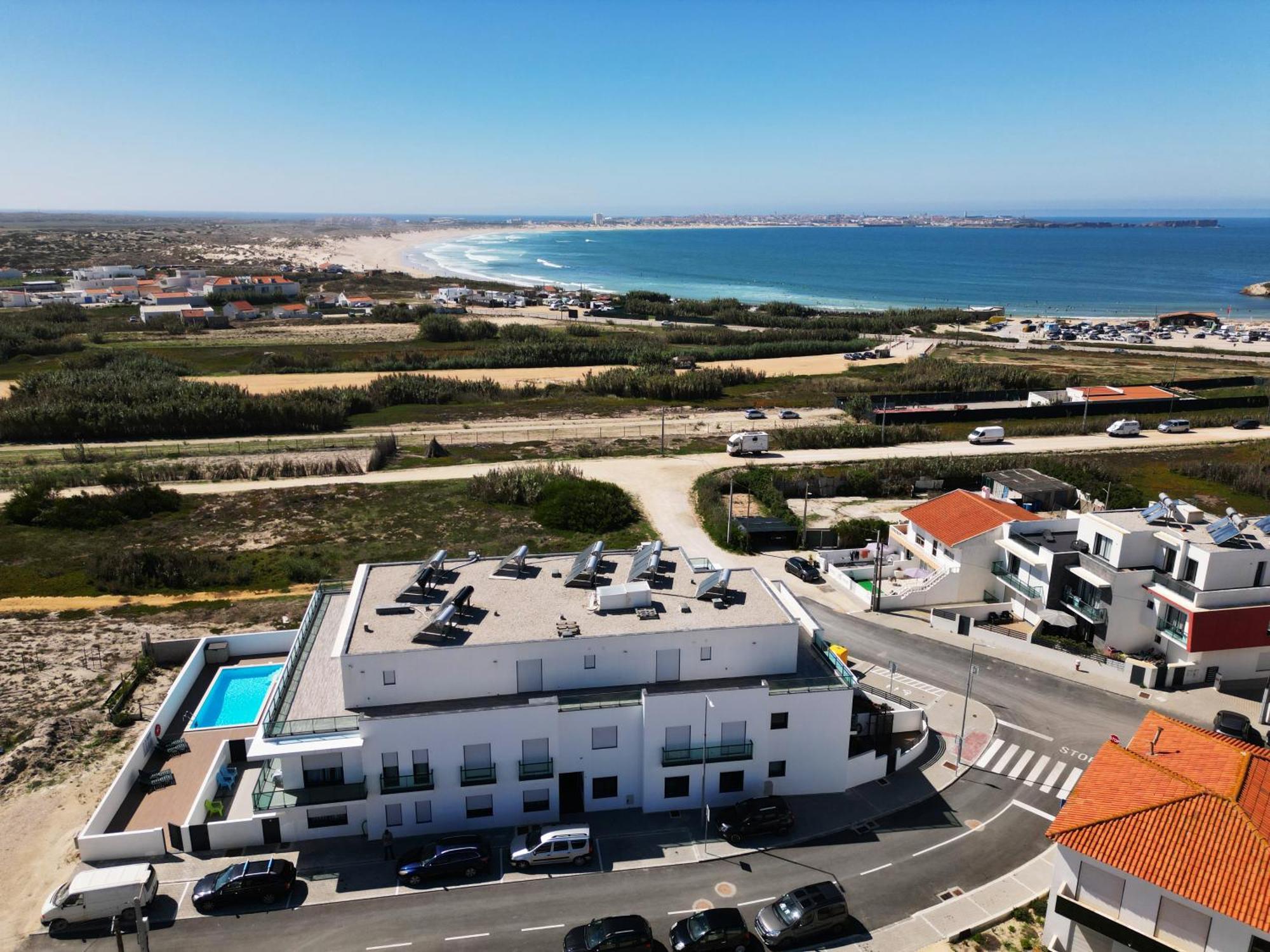 Beach & Surf Lovers Apartment With Ac - Baleal Exterior photo