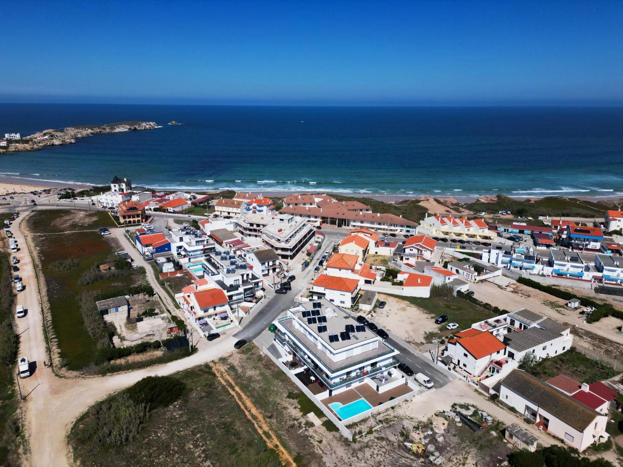 Beach & Surf Lovers Apartment With Ac - Baleal Exterior photo