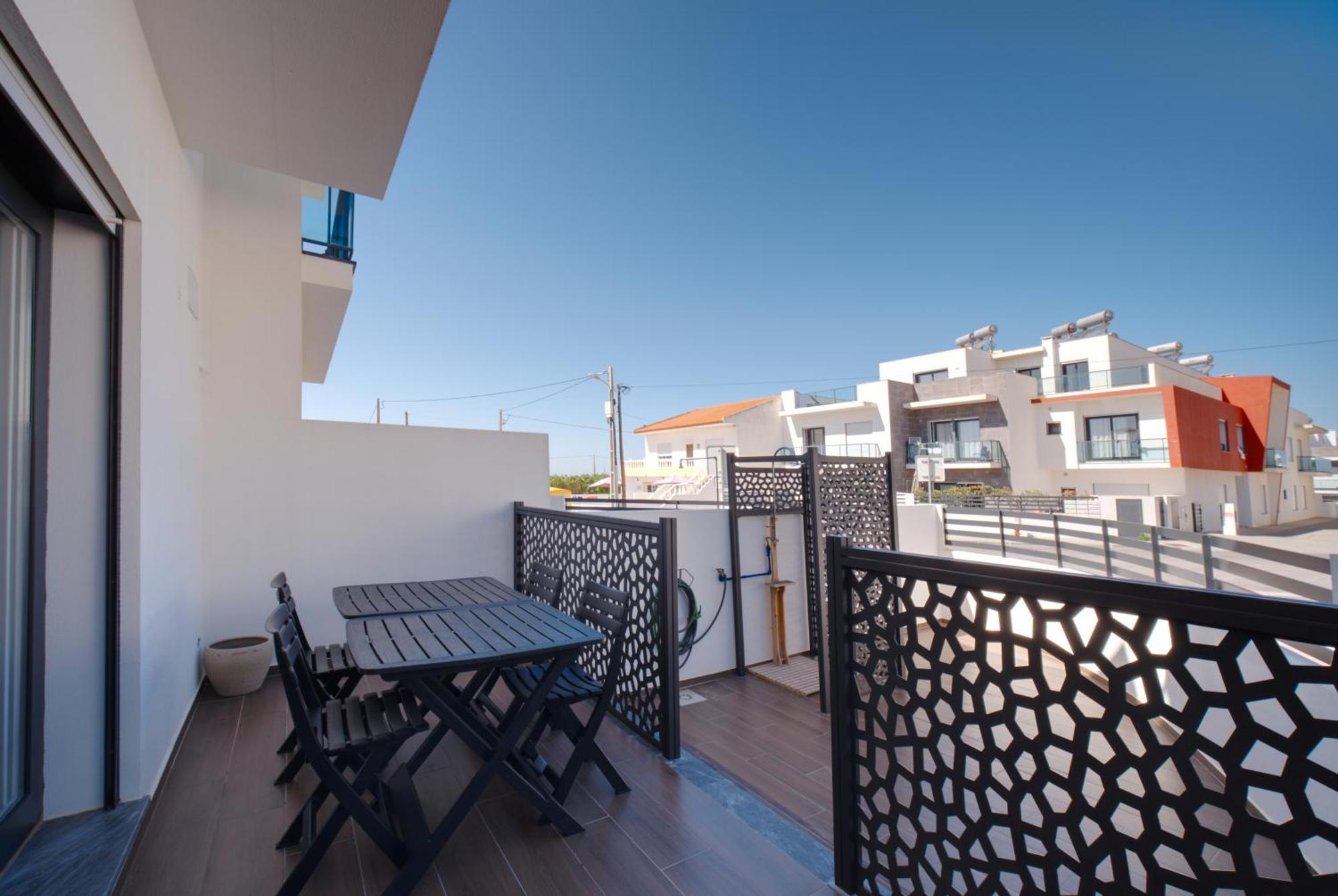 Beach & Surf Lovers Apartment With Ac - Baleal Exterior photo