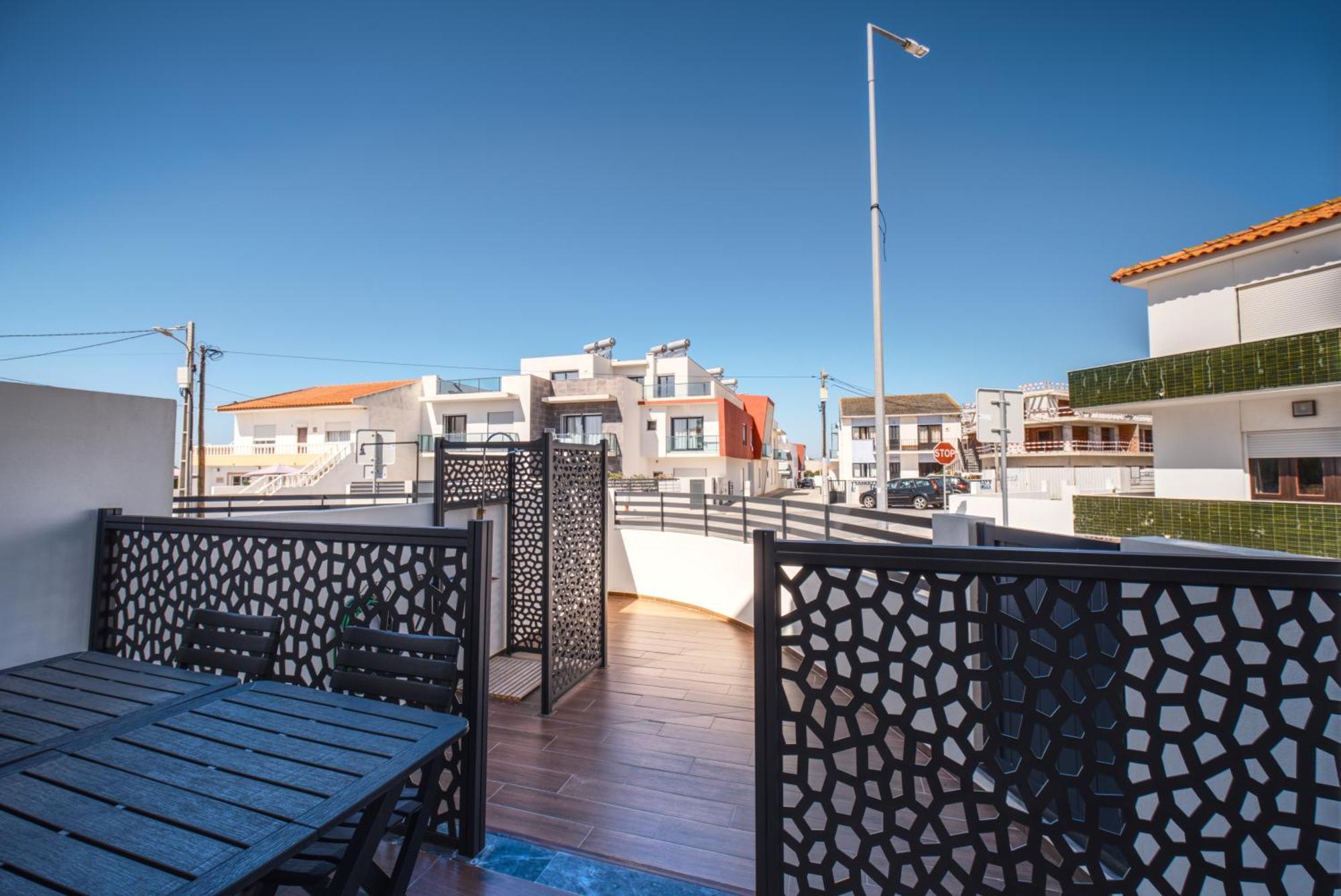 Beach & Surf Lovers Apartment With Ac - Baleal Exterior photo
