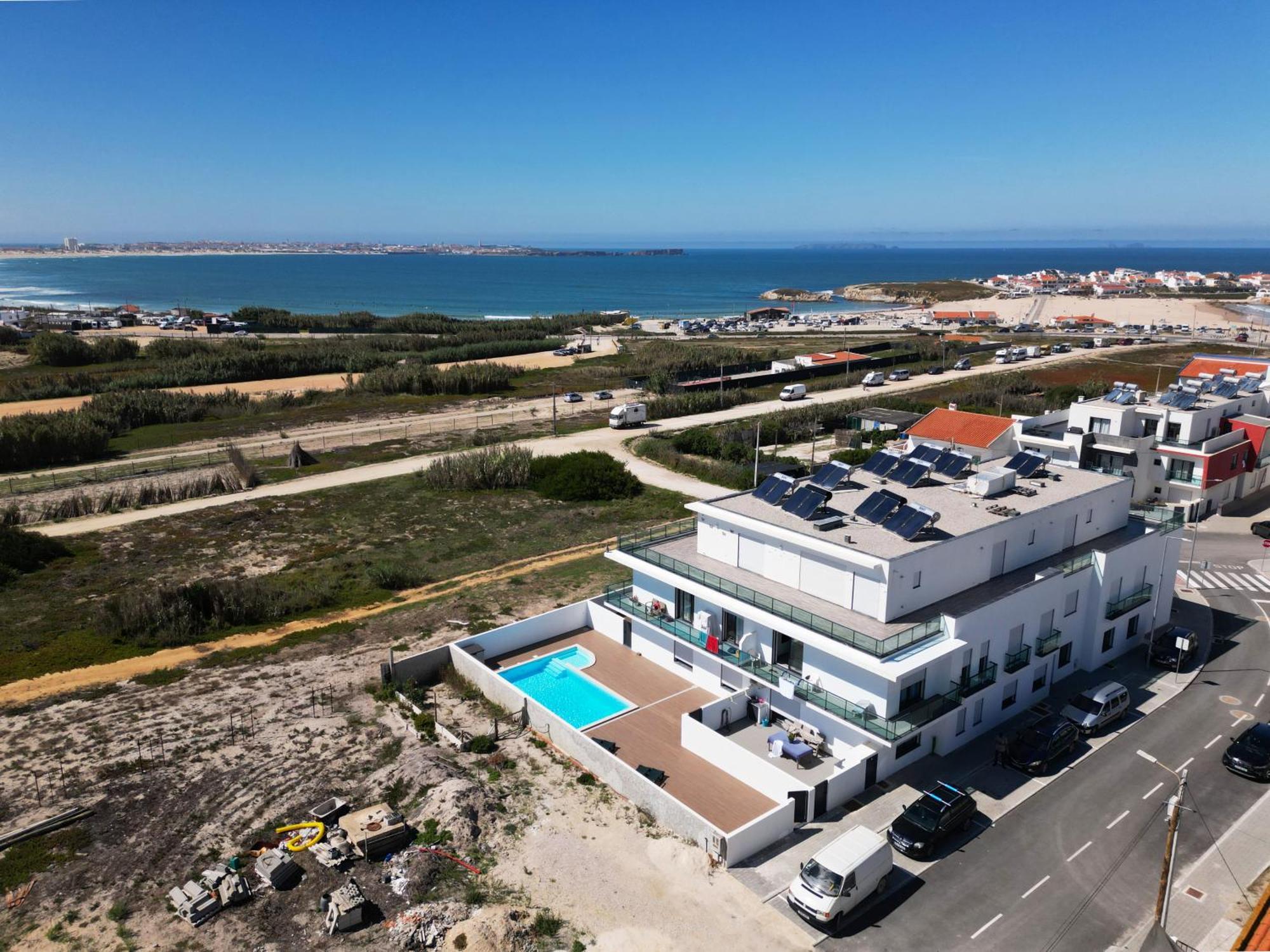 Beach & Surf Lovers Apartment With Ac - Baleal Exterior photo